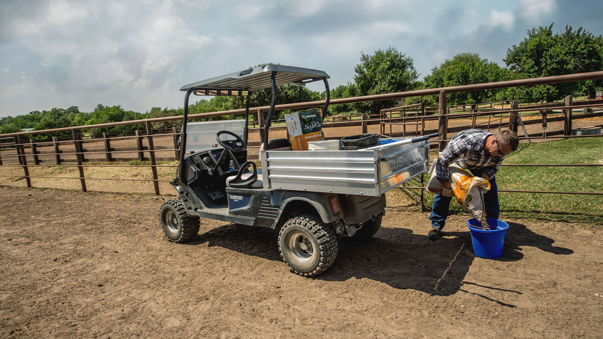 Cushman Hauler 1200X Commercial Utility Vehicle